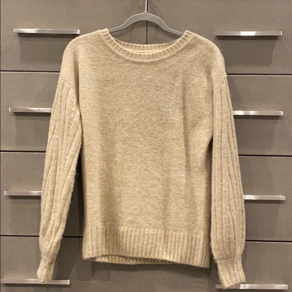 Max Studio Women’s Sweater Size XS